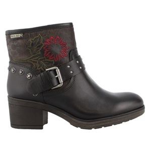 Pikolinos Lyon Black Leather Embroidered Ankle Boots. Size 39/US 8.5-9